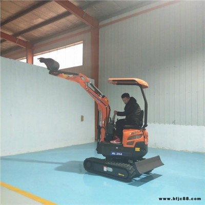 樹苗農(nóng)田專用小型挖掘機  20無尾農(nóng)用挖掘機 日力重機 服務(wù)至上 售后無憂