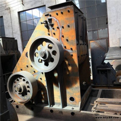 600x400型多功能鐵礦石雙級式制砂機(jī)紅磚錘式破碎機(jī)
