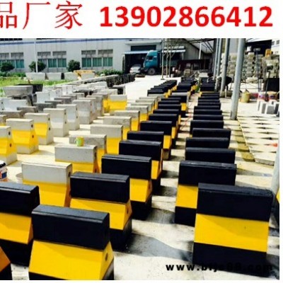 益惠1廣州水泥墩 黃登村防撞圍蔽墩 廠家直銷 隔離墩 車場(chǎng) 水泥制品 量大包送