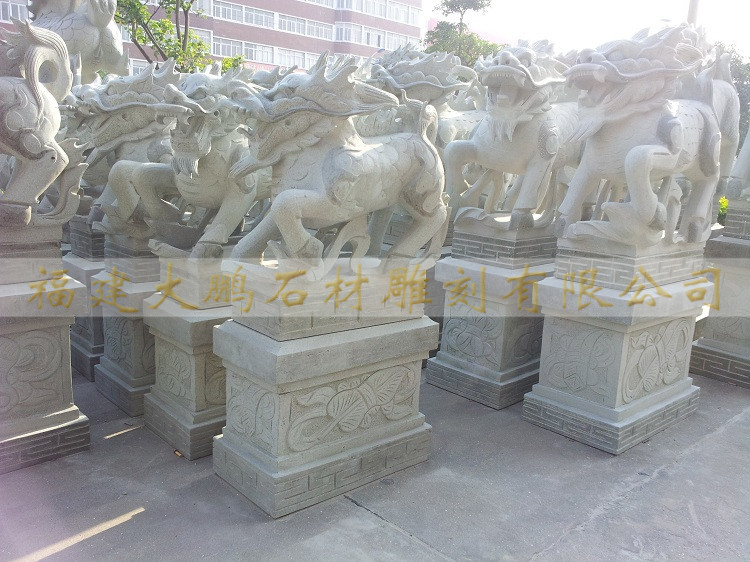 惠安廠家定制石雕麒麟 看門擺件瑞獸石雕一對 傳統(tǒng)中式石雕麒麟示例圖8