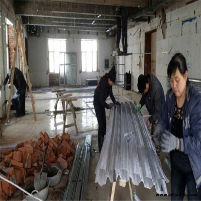 迅鷹中空鋼板網   輕鋼龍骨中空內模網   南陽市房間隔斷墻