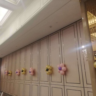 金昌市酒店移動(dòng)隔斷 屏風(fēng) 玻璃隔斷屏風(fēng)隔斷盛景隔斷廠家