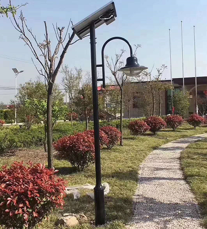 太陽能庭院燈.png