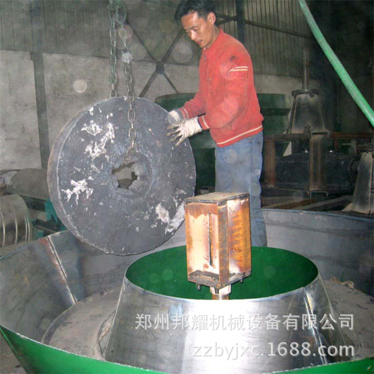 雙輥碾金機 選金配套碾金機 小型濕碾機現貨 大型輪式碾砂機價格示例圖8