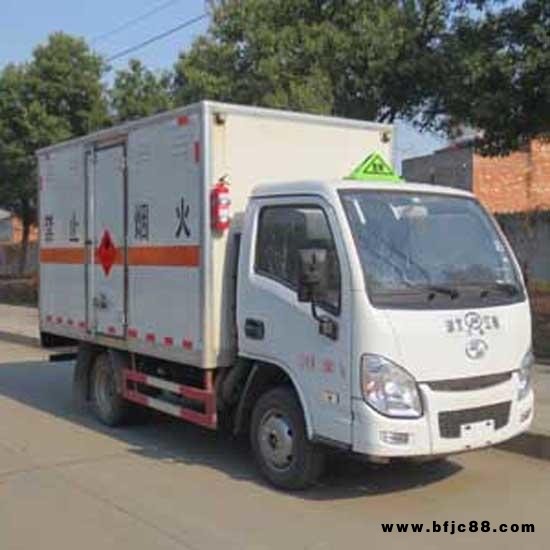 國六爆破車,躍進(jìn)小型易燃液體廂式運(yùn)輸車,江特牌JDF5030XRYSH型易燃液體廂式運(yùn)輸車,液粘合劑,涂料溶液,